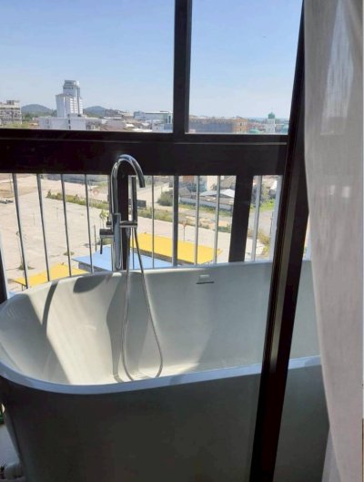 10R0522 Condominium for rent 2 bedroom 3 bathroom 55,000/month at muang