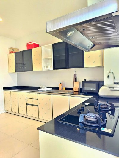 10R0525 ให้เช่า pool villa 3 ห้องนอน 5 ห้องน้ำ ราคา 150,000/เดือน โซนเมือง