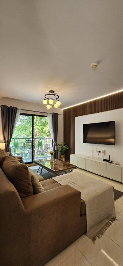 10R0533 คอนโดมิเนียม 2 ห้องนอน 1 ห้องน้ำ ให้เช่าเดือนละ 33,000 บาท โซนเมือง