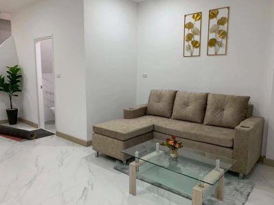 10R0537 This house for rent 2 bedroom 2 bathroom 28,000/month at muang