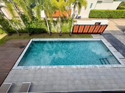 10R0545 Pool villa for rent 4 bedroom 5 bathroom 160,000/month at muang