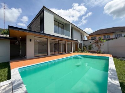 10R0547 Pool villa for rent 5 bedroom 5 bathroom 150,000/month at muang