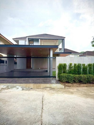 10R0547 Pool villa for rent 5 bedroom 5 bathroom 150,000/month at muang