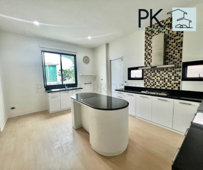 10S0047 House for sale 8,800,000 bath 3bedroom 4bathroom at muang phuket