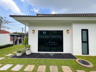 10S0055 This house for sale 4,790,000 baht 3bedrooms 2bathrooms location mueang phuket