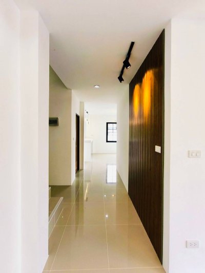 10S0066 This house for sale 4,890,000 baht 3 bedroom 2 bathroom located at Muang