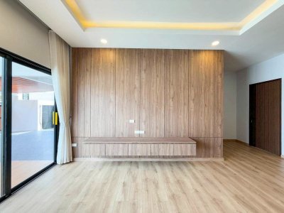 10S0068 ขายพูลวิลล่า ราคา 12,900,000 บาท 3 ห้องนอน 4 ห้องน้ำ โซนเมือง