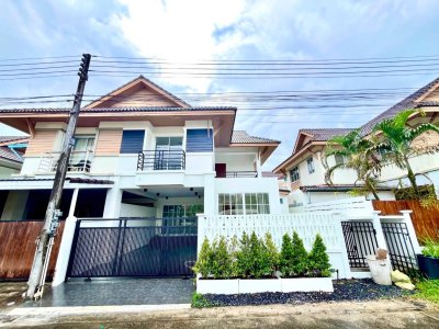 10S0069 This house for sale 5,490,000 baht 3 bedroom 3 bathroom located at Muang