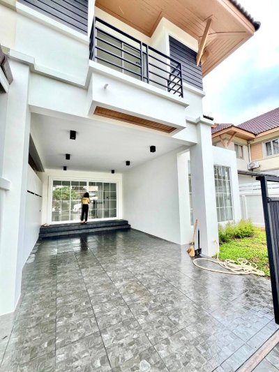 10S0069 This house for sale 5,490,000 baht 3 bedroom 3 bathroom located at Muang