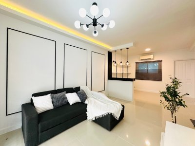 10S0070 This house for sale 3,290,000 baht 3 bedroom 2 bathroom located at Muang