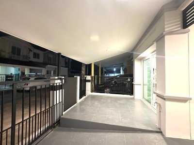 10S0070 This house for sale 3,290,000 baht 3 bedroom 2 bathroom located at Muang 10S0070 This house for sale 3,290,000 baht 3 bedroom 2 bathroom located at Muang