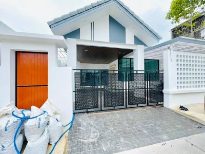10S0073 This house for sale 4,690,000 baht 3 bedroom 2 bathroom located at Muang 10S0073 This house for sale 4,690,000 baht 3 bedroom 2 bathroom located at Muang