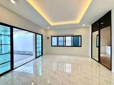 10S0073 This house for sale 4,690,000 baht 3 bedroom 2 bathroom located at Muang 10S0073 This house for sale 4,690,000 baht 3 bedroom 2 bathroom located at Muang