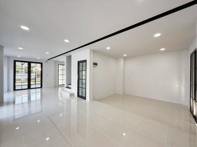 10S0079 This house for sale 5,990,000 baht 3 bedroom 2 bathroom located at Muang 10S0079 This house for sale 5,990,000 baht 3 bedroom 2 bathroom located at Muang