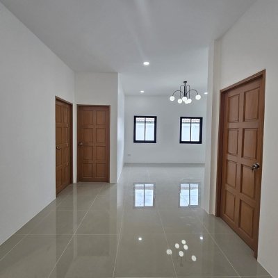 10S0086 ขายบ้านเดี่ยวชั้นเดียว ราคา 5,890,000 บาท 4 ห้องนอน 3 ห้องน้ำ โซนเมือง