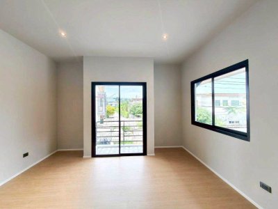 10S0088 This house for sale 5,190,000 baht 3 bedroom 3 bathroom located at Muang 10S0088 This house for sale 5,190,000 baht 3 bedroom 3 bathroom located at Muang