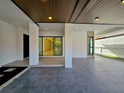 10S0091 ขายบ้านเดี่ยวชั้นเดียว ราคา 11,900,000 บาท 4 ห้องนอน 3 ห้องน้ำ โซนเมือง