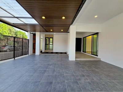 10S0091 ขายบ้านเดี่ยวชั้นเดียว ราคา 11,900,000 บาท 4 ห้องนอน 3 ห้องน้ำ โซนเมือง