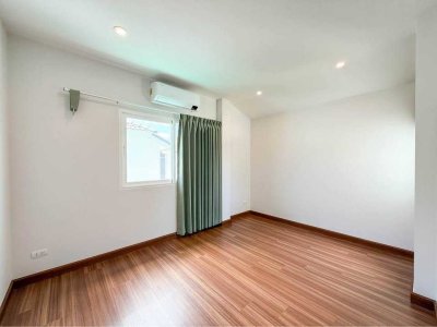 10S0096 This house for sale 5,990,000 baht 3 bedroom 2 bathroom at muang