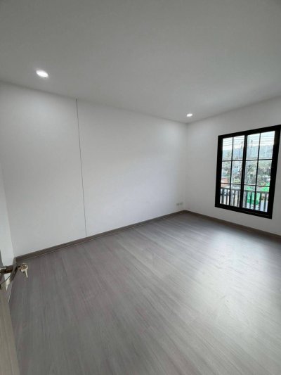 10S0104 This house for sale 3,590,000 baht 3 bedroom 2 bathroom located at muang