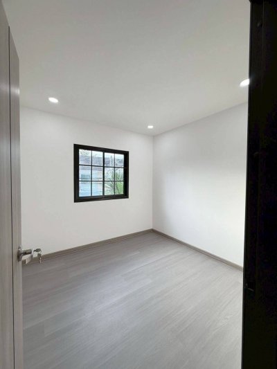 10S0104 This house for sale 3,590,000 baht 3 bedroom 2 bathroom located at muang