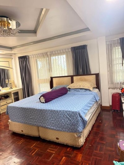 10S0105 Pool villa for sale 12,000,000 baht 3 bedroom 3 bathroom located at muang