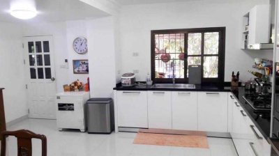 10S0105 Pool villa for sale 12,000,000 baht 3 bedroom 3 bathroom located at muang
