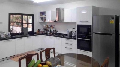 10S0105 Pool villa for sale 12,000,000 baht 3 bedroom 3 bathroom located at muang