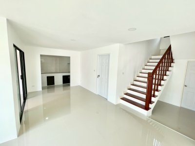 10S0110 ขายพูลวิลล่า ราคา 6,490,000 บาท 4 ห้องนอน 3 ห้องน้ำ โซนเมือง