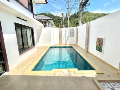 10S0110 ขายพูลวิลล่า ราคา 6,490,000 บาท 4 ห้องนอน 3 ห้องน้ำ โซนเมือง