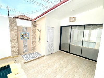 10S0110 ขายพูลวิลล่า ราคา 6,490,000 บาท 4 ห้องนอน 3 ห้องน้ำ โซนเมือง