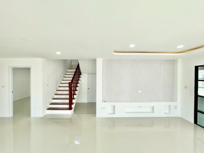 10S0110 ขายพูลวิลล่า ราคา 6,490,000 บาท 4 ห้องนอน 3 ห้องน้ำ โซนเมือง