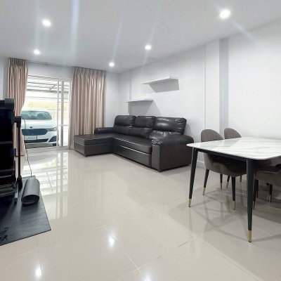 10S0112 This house for sale 3,290,000 baht 3 bedroom 2 bathroom at muang