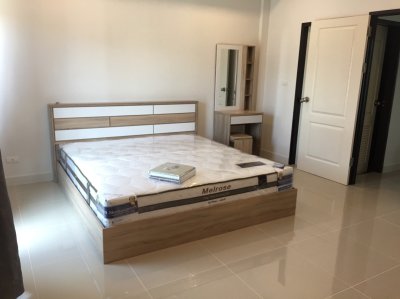 11R0028 ให้เช่าบ้านสองชั้น 3ห้องนอน 2ห้องน้ำ ราคา 25,000/เดือน โซนเกาะแก้ว