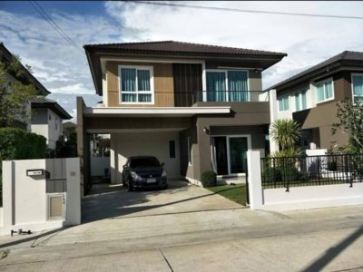 11R0087 ให้เช่าบ้านเดี่ยวสองชั้น 3 ห้องนอน 3 ห้องน้ำ ราคา 55,000/เดือน โซนเกาะแก้ว