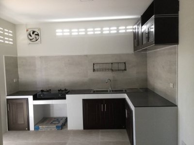 11R0088 ให้เช่าบ้านแฝดสองชั้น 3ห้องนอน 2ห้องน้ำ ราคา 35,000/เดือน โซนเกาะแก้ว