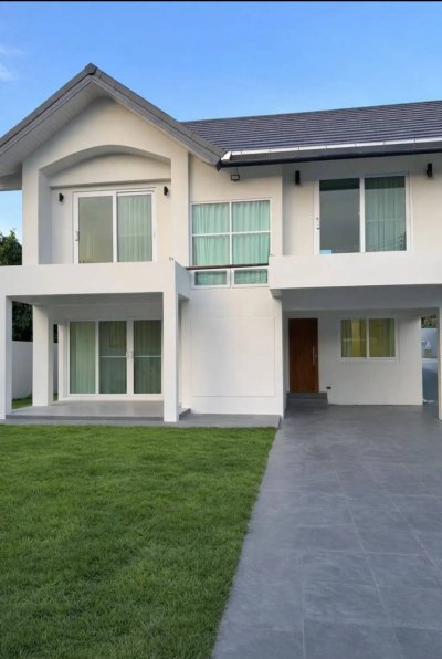 11R0118 This house for rent 3 bedroom 2 bathroom 70,000/month at kohkaew