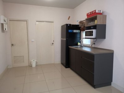 11R0121 ให้เช่าบ้านเดี่ยวสองชั้น 3 ห้องนอน 2 ห้องน้ำ ราคา 35,000/เดือน โซนเกาะแก้ว