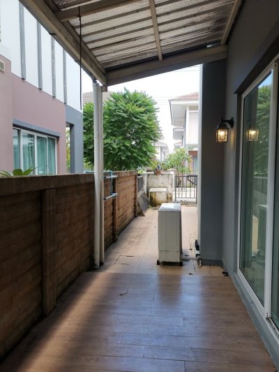 11R0121 ให้เช่าบ้านเดี่ยวสองชั้น 3 ห้องนอน 2 ห้องน้ำ ราคา 35,000/เดือน โซนเกาะแก้ว