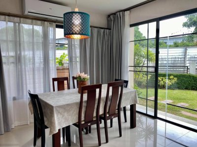 11R0149 ให้เช่าบ้านเดี่ยวสองชั้น 3 ห้องนอน 3 ห้องน้ำ ราคา 68,000/เดือน โซนเกาะแก้ว