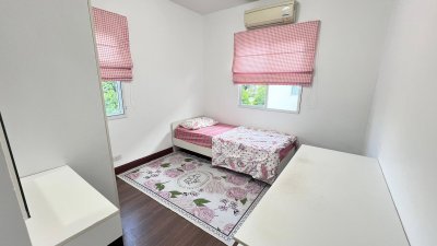 11R0163 ให้เช่าบ้านแฝดสองชั้น 3ห้องนอน 2ห้องน้ำ ราคา 35,000/เดือน โซนเกาะแก้ว
