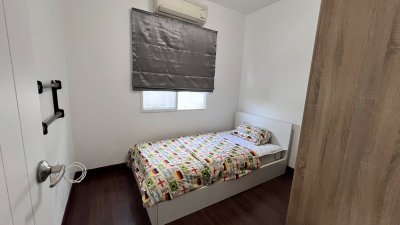 11R0163 ให้เช่าบ้านแฝดสองชั้น 3ห้องนอน 2ห้องน้ำ ราคา 35,000/เดือน โซนเกาะแก้ว