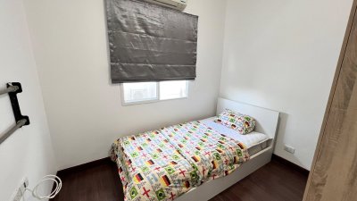 11R0163 ให้เช่าบ้านแฝดสองชั้น 3ห้องนอน 2ห้องน้ำ ราคา 35,000/เดือน โซนเกาะแก้ว