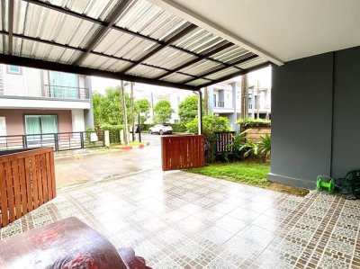 11R0163 ให้เช่าบ้านแฝดสองชั้น 3ห้องนอน 2ห้องน้ำ ราคา 35,000/เดือน โซนเกาะแก้ว