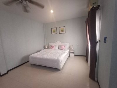 11R0174 ให้เช่าบ้านแฝดสองชั้น 3ห้องนอน 2ห้องน้ำ ราคา 25,000/เดือน โซนเกาะแก้ว