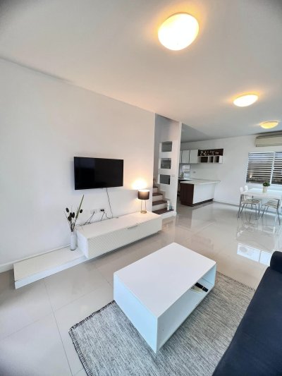 11R0181 This house with common pool 3 bedroom 2 bathroom 42,000 permonth at kohkaew