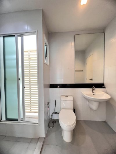 11R0181 This house with common pool 3 bedroom 2 bathroom 42,000 permonth at kohkaew