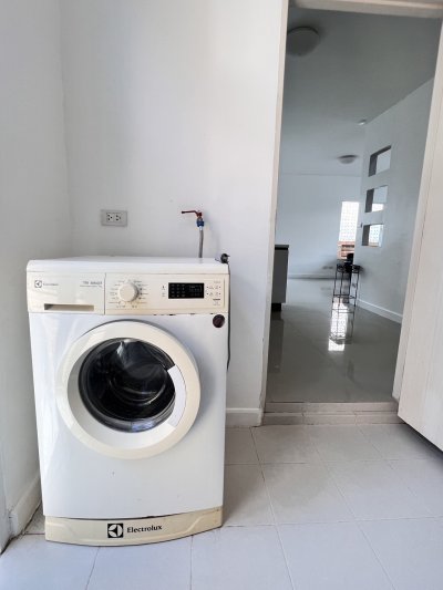 11R0181 This house with common pool 3 bedroom 2 bathroom 42,000 permonth at kohkaew