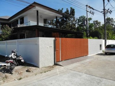 11R0195 Pool villa for rent 3bedrooms 3bathrooms 150,000/month at kohkaew