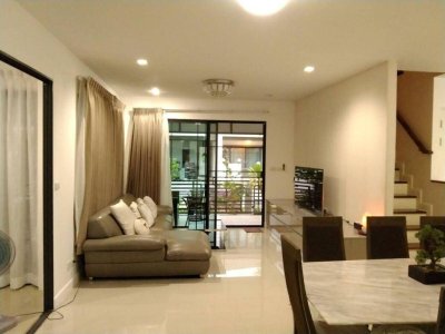 11R0201 ให้เช่าบ้านเดี่ยวสองชั้น 3 ห้องนอน 3 ห้องน้ำ ราคา 60,000/เดือน โซนเกาะแก้ว